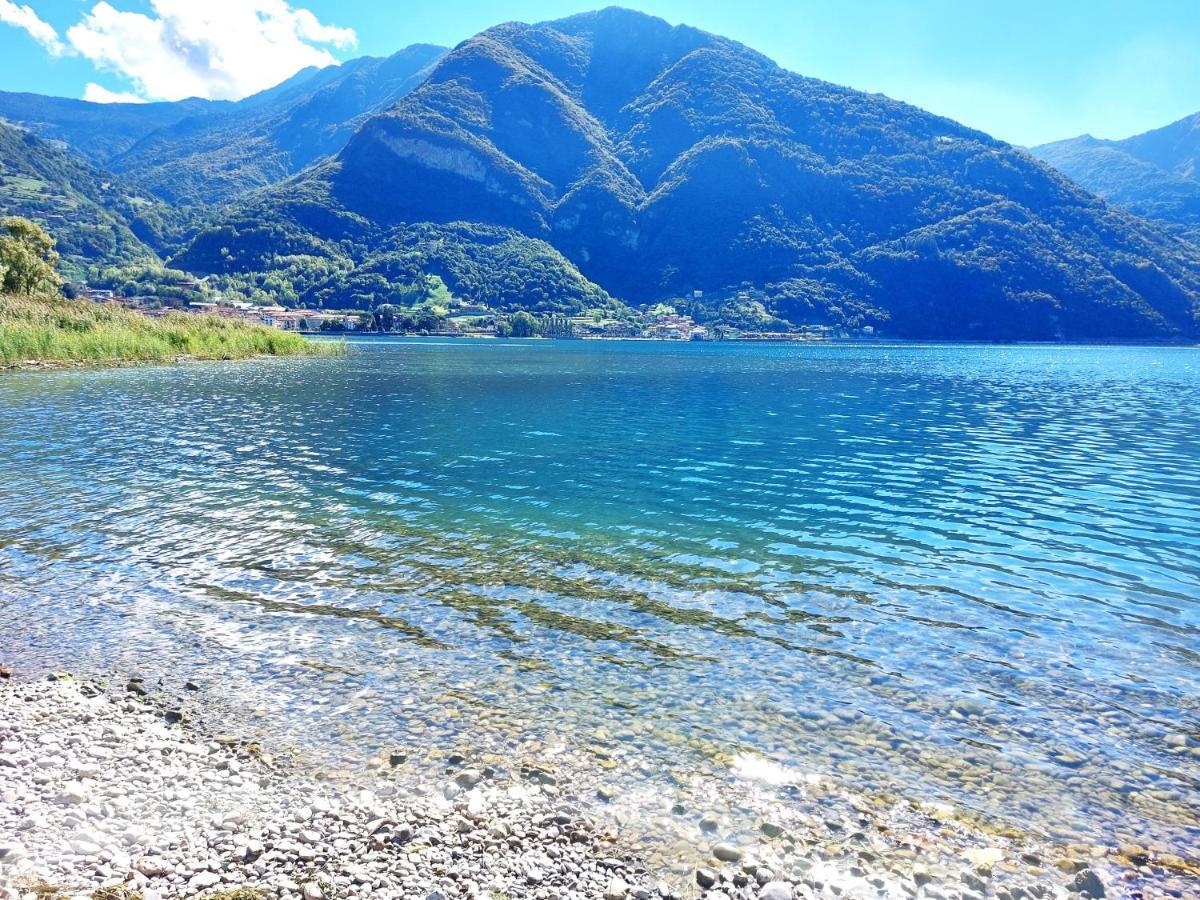 Iseo Lake Villa Con Vista Lago E Piscina Costa Volpino Exterior photo